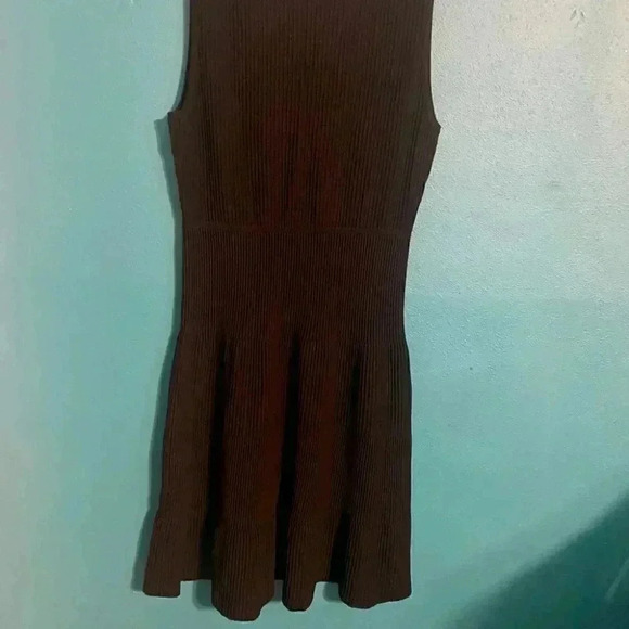 Calvin Klein Ribbed Fit Flare Minimalist Casual Sleeveless Dress - Picture 3 of 6